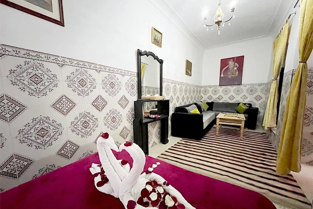Riad Lalla Aouich 마라케시 펜션