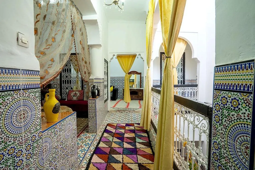 Riad Lalla Aouich 마라케시 펜션
