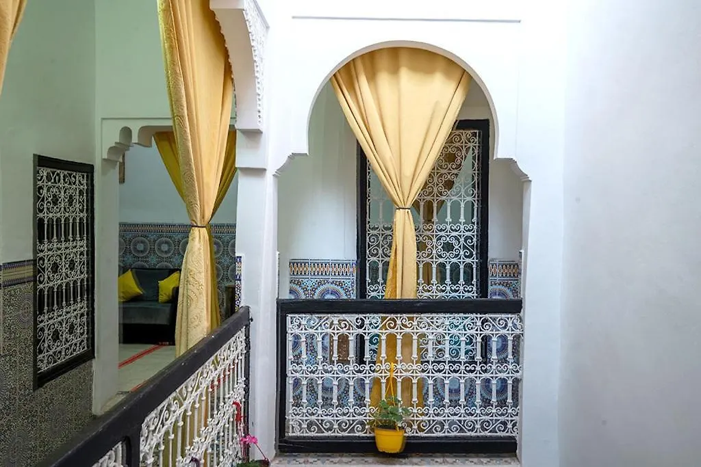 Riad Lalla Aouich 마라케시 펜션